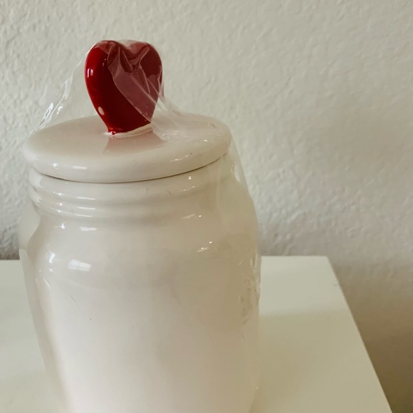 Rae Dunn “Be Mine” Canister - Picture 2 of 3